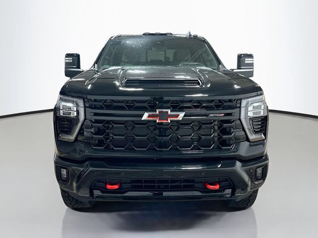 New 2026 Chevrolet Silverado 2500 ZR2 AWD/4WD image 3
