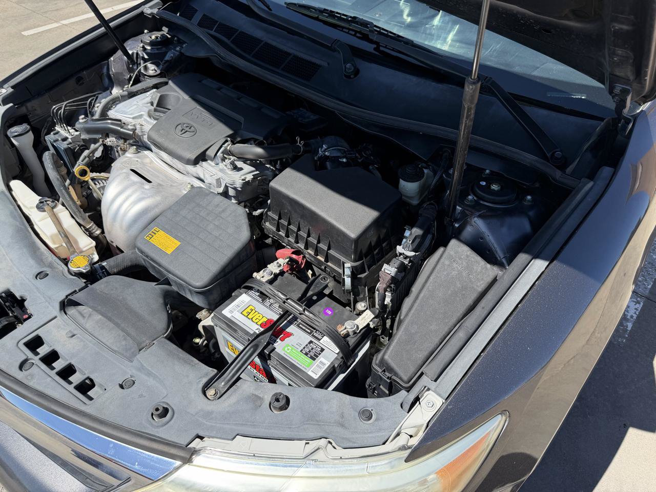Used 2014 Toyota Camry LE FWD image 32