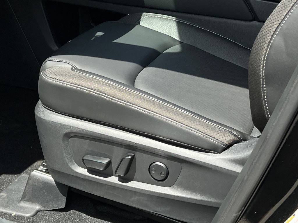 New 2026 Nissan Pathfinder SL AWD/4WD image 7