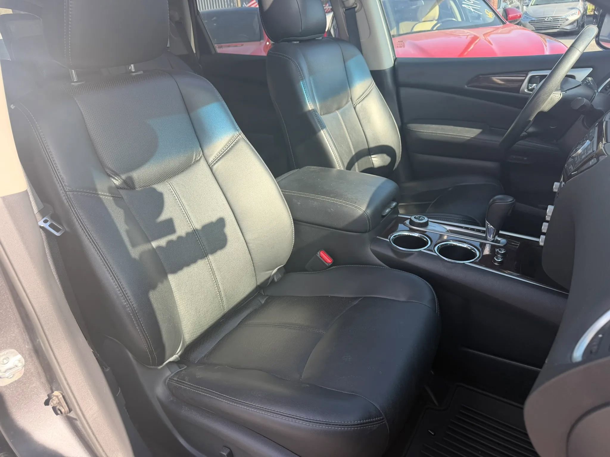 Used 2016 Nissan Pathfinder Platinum w/ Cargo Package AWD/4WD image 11