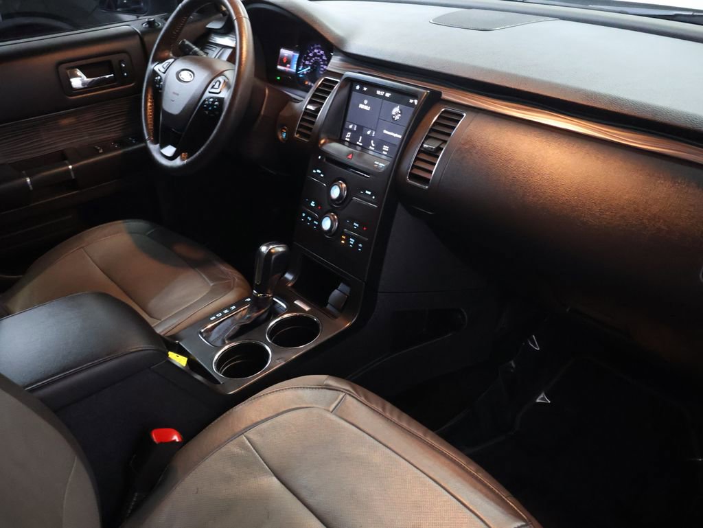 Used 2018 Ford Flex SEL w/ Equipment Group 202A AWD/4WD image 11