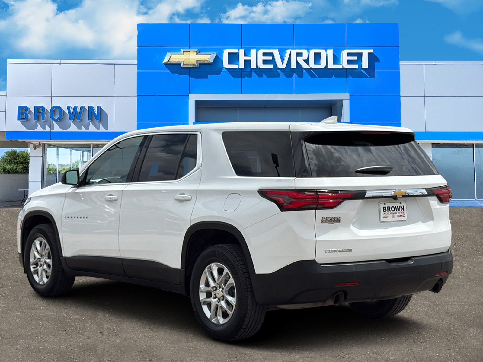 Used 2022 Chevrolet Traverse LS FWD image 5