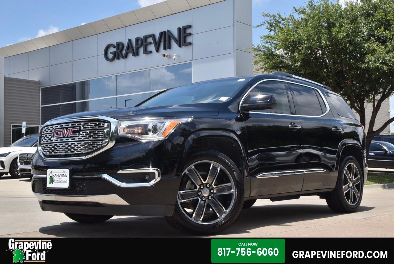 Used 2018 GMC Acadia Denali w/ Technology Package FWD image 1