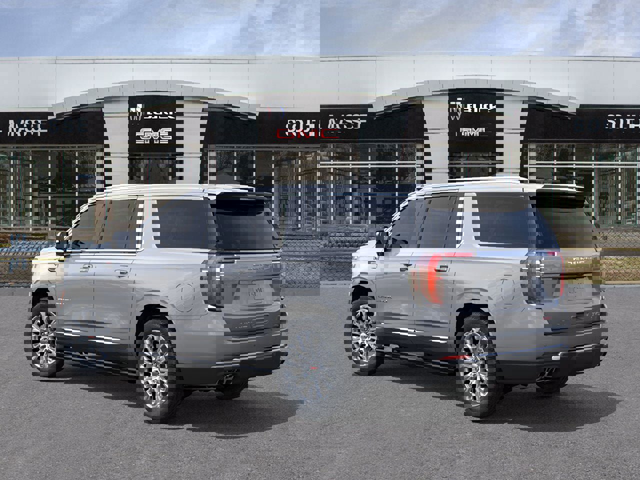 New 2026 GMC Yukon XL Denali w/ Denali Reserve Package image 3