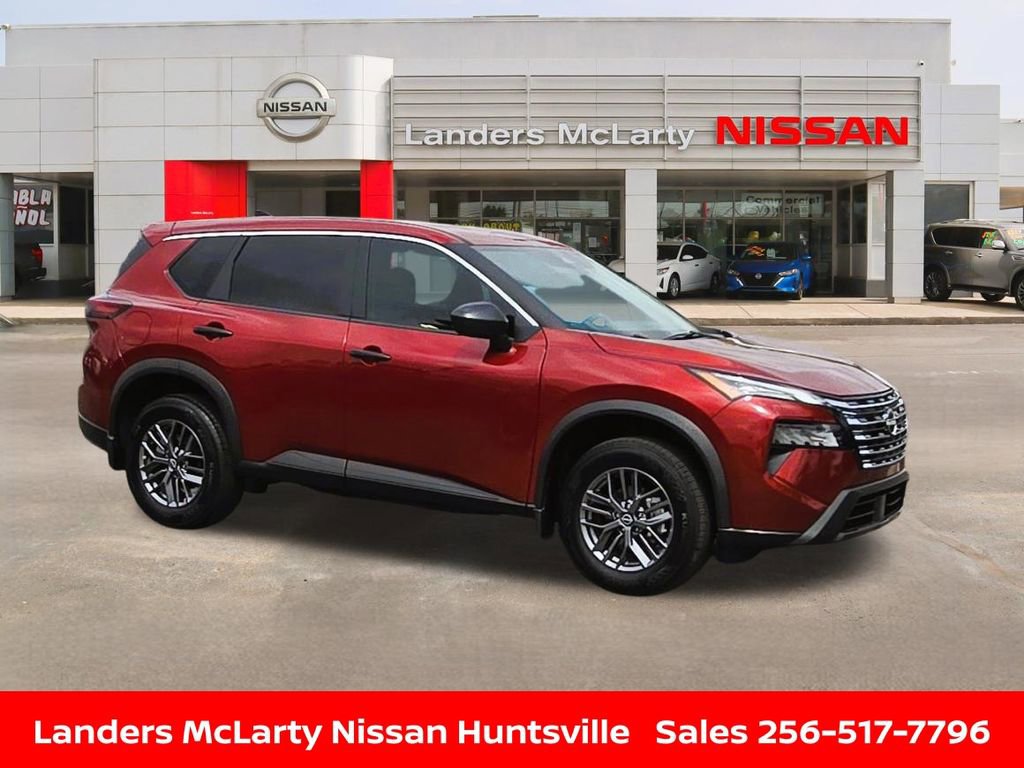 Used 2025 Nissan Rogue S AWD/4WD image 1