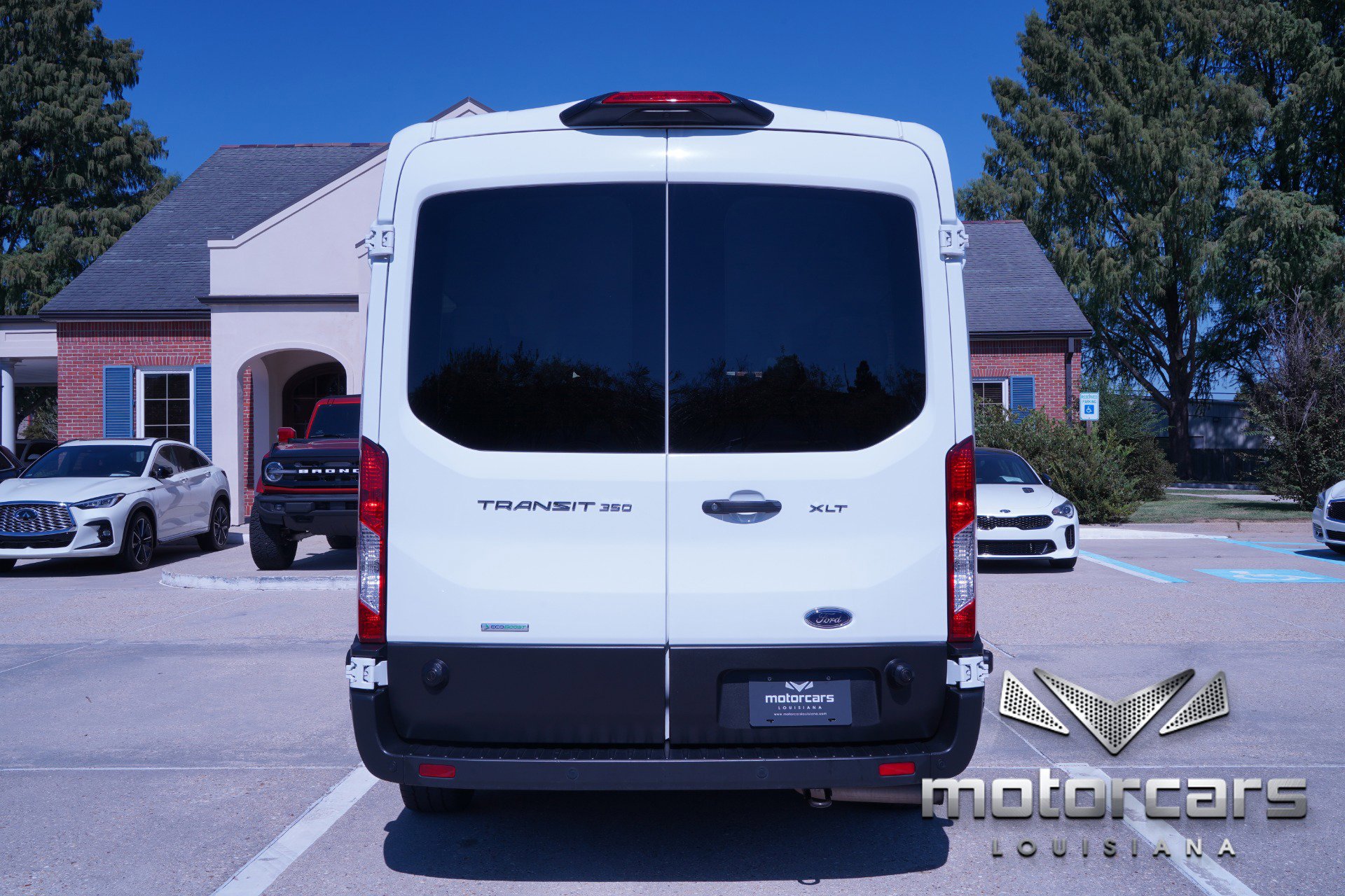 Used 2023 Ford Transit 350 XLT image 6