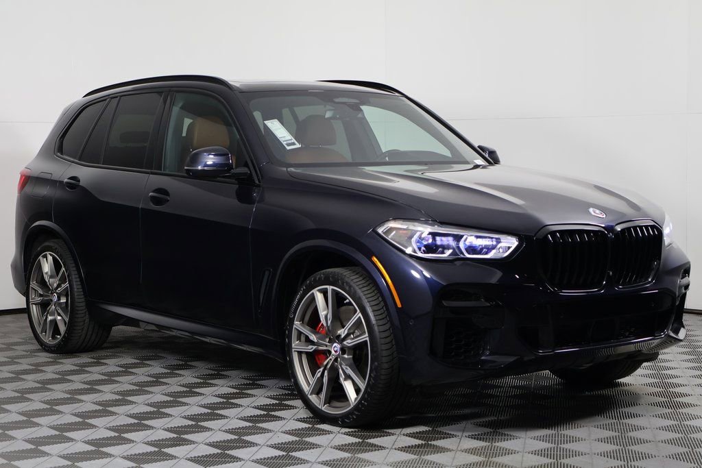 Used 2023 BMW X5 M50i w/ Executive Package image 3