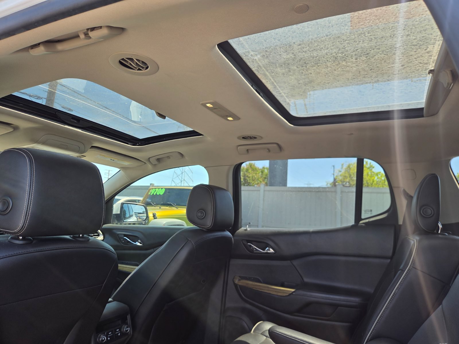 Used 2018 GMC Acadia Denali w/ Technology Package AWD/4WD image 11