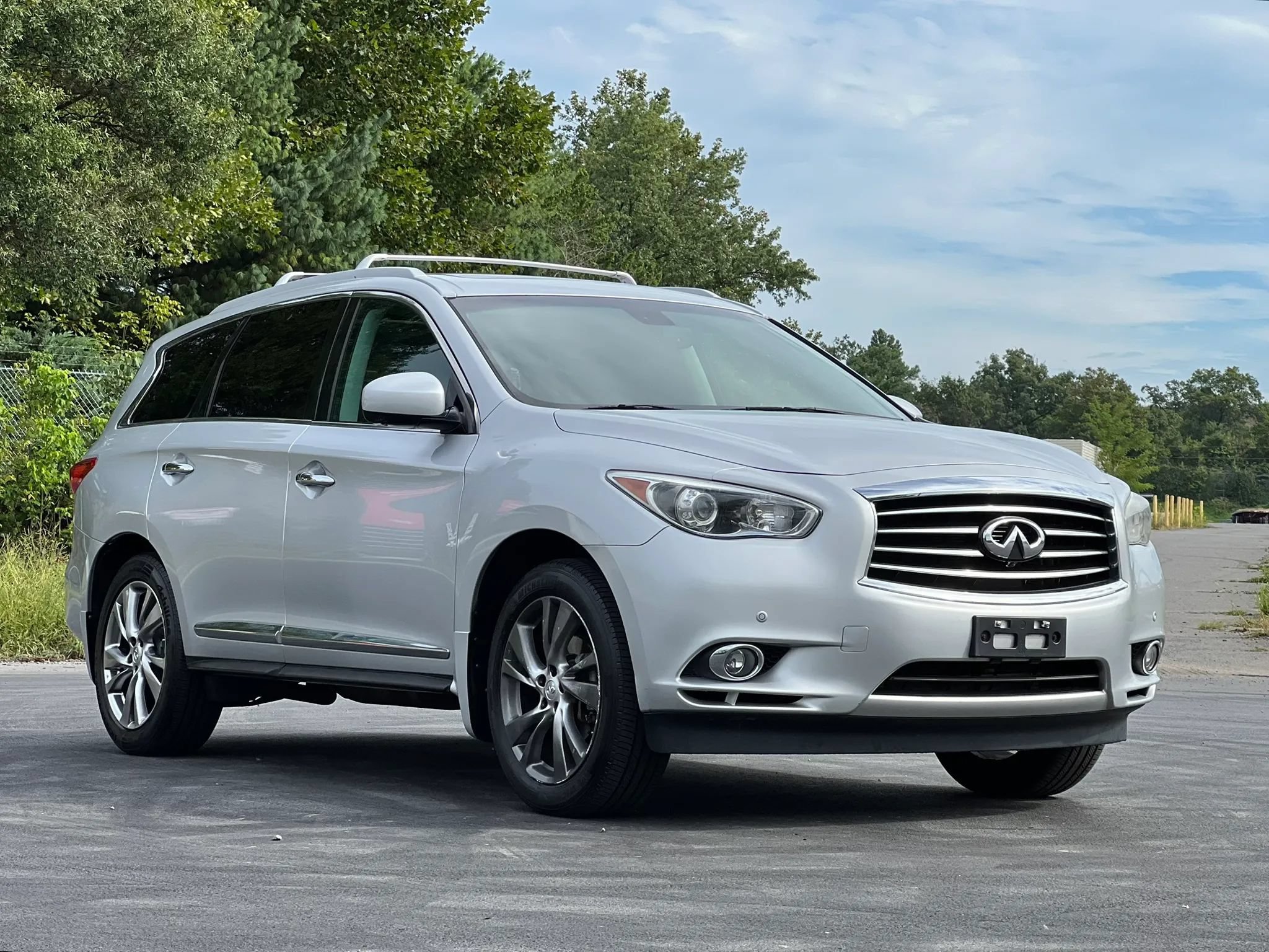 Used 2013 INFINITI JX35 AWD w/ Premium Pkg image 7