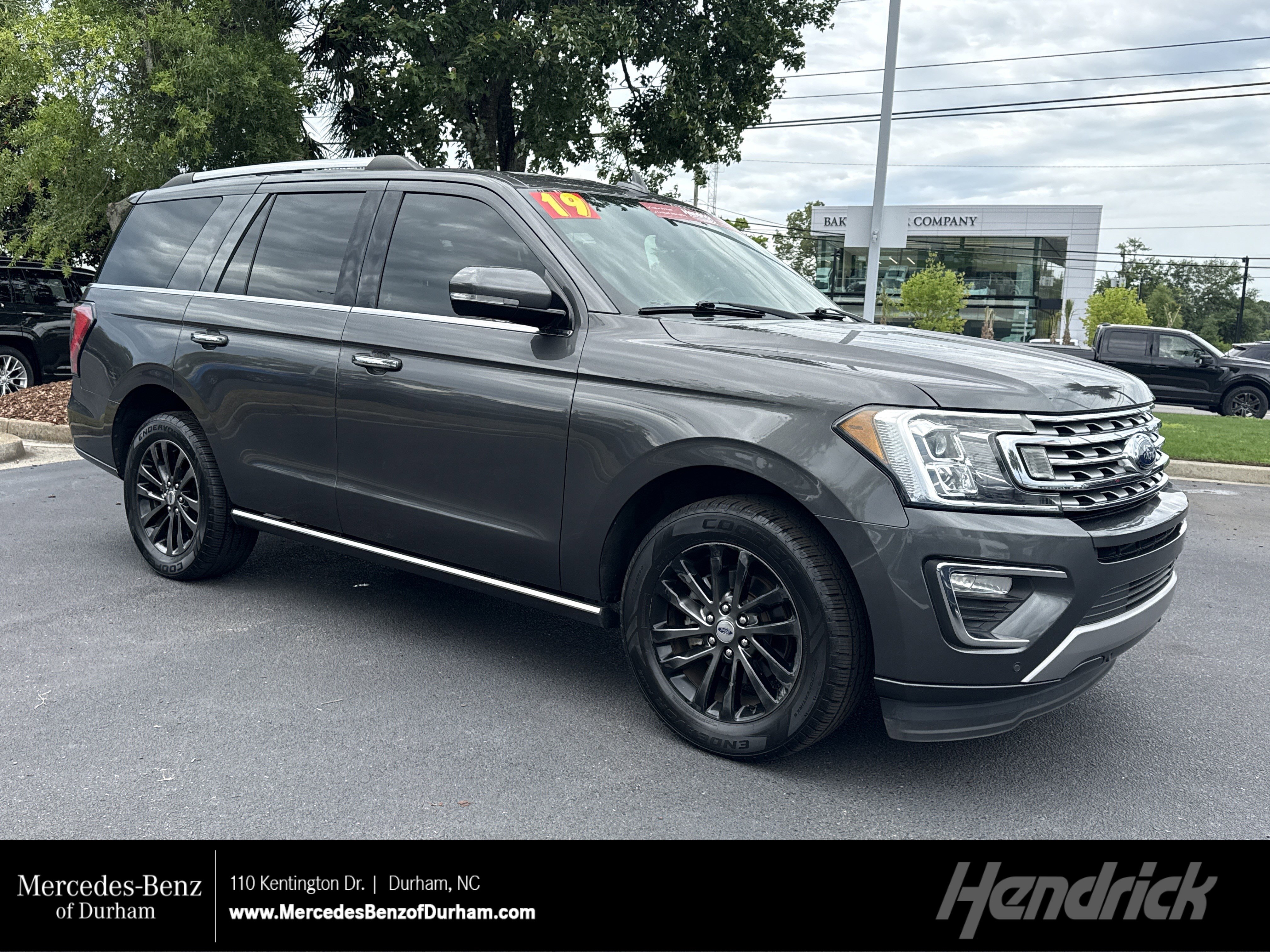 Used 2019 Ford Expedition Limited w/ Driver Assistance Package RWD image 1