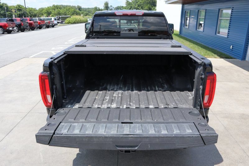 Used 2022 GMC Sierra 2500 Denali AWD/4WD image 9