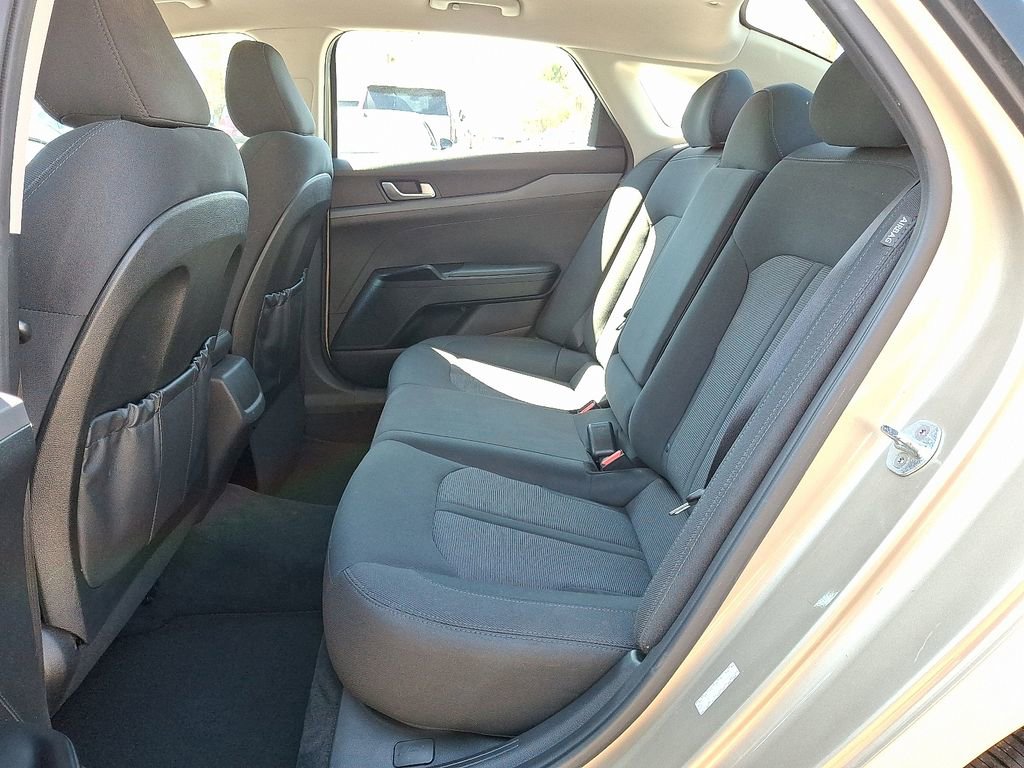 Used 2021 Kia K5 LXS image 10