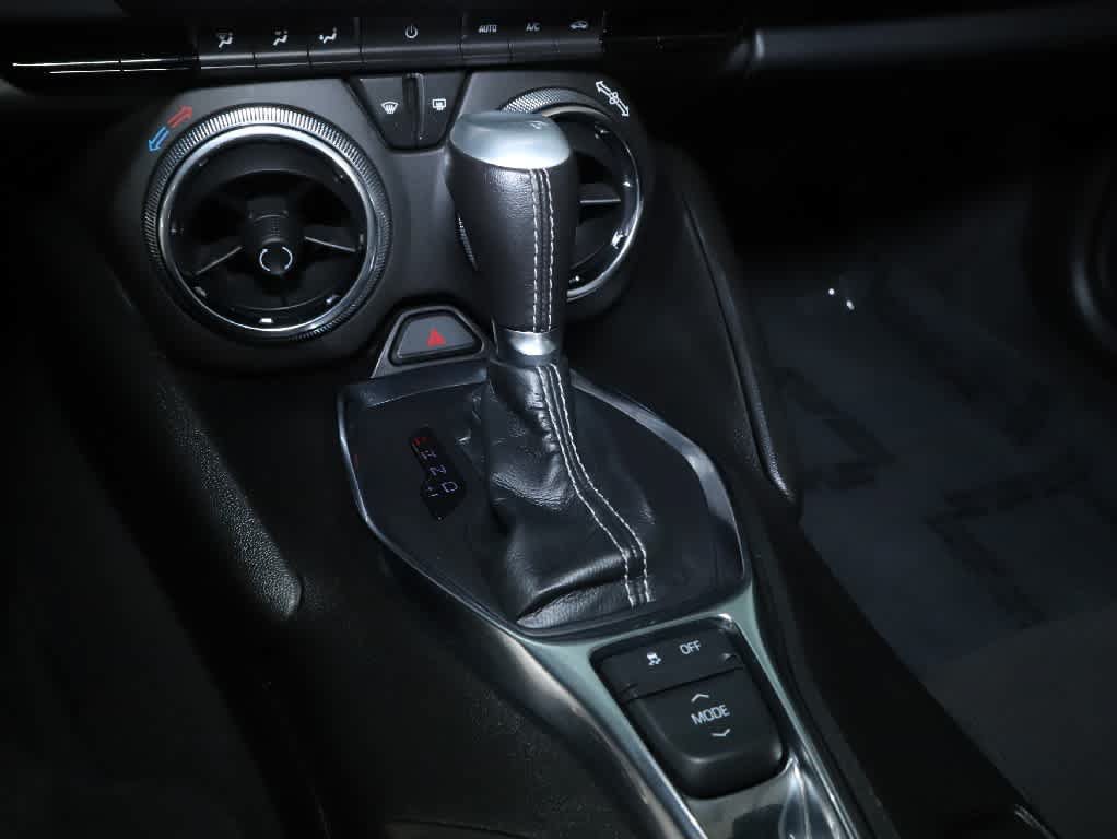 Used 2022 Chevrolet Camaro LT RWD image 30