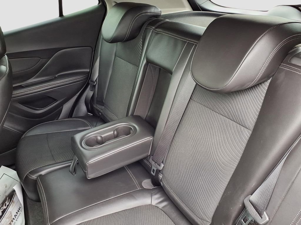 Used 2014 Buick Encore FWD image 26