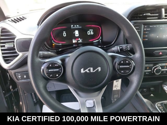 Certified 2025 Kia Soul LX FWD image 11