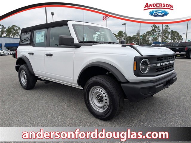 New 2025 Ford Bronco 4-Door image 1