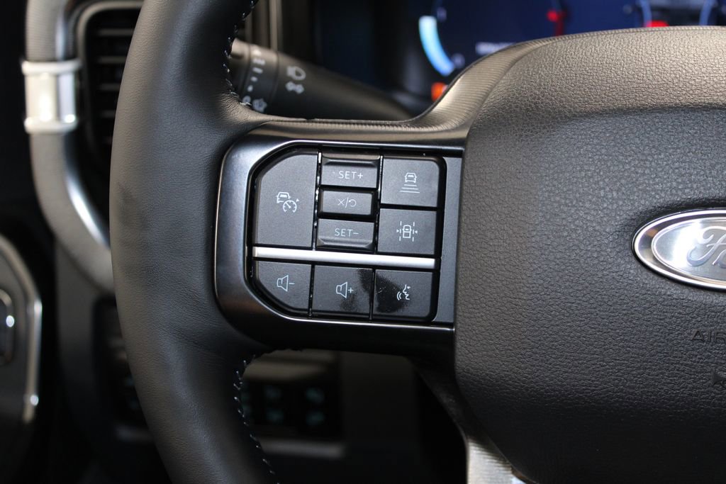 New 2026 Ford F250 Platinum image 40