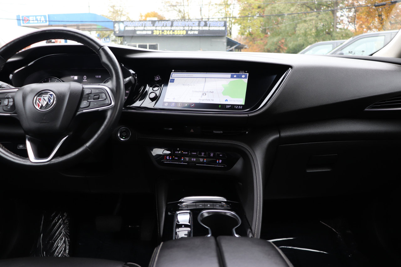 Used 2022 Buick Envision Avenir w/ Technology Package II image 19