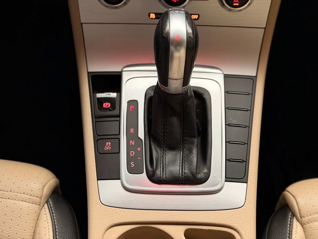 Used 2015 Volkswagen CC Sport FWD image 45