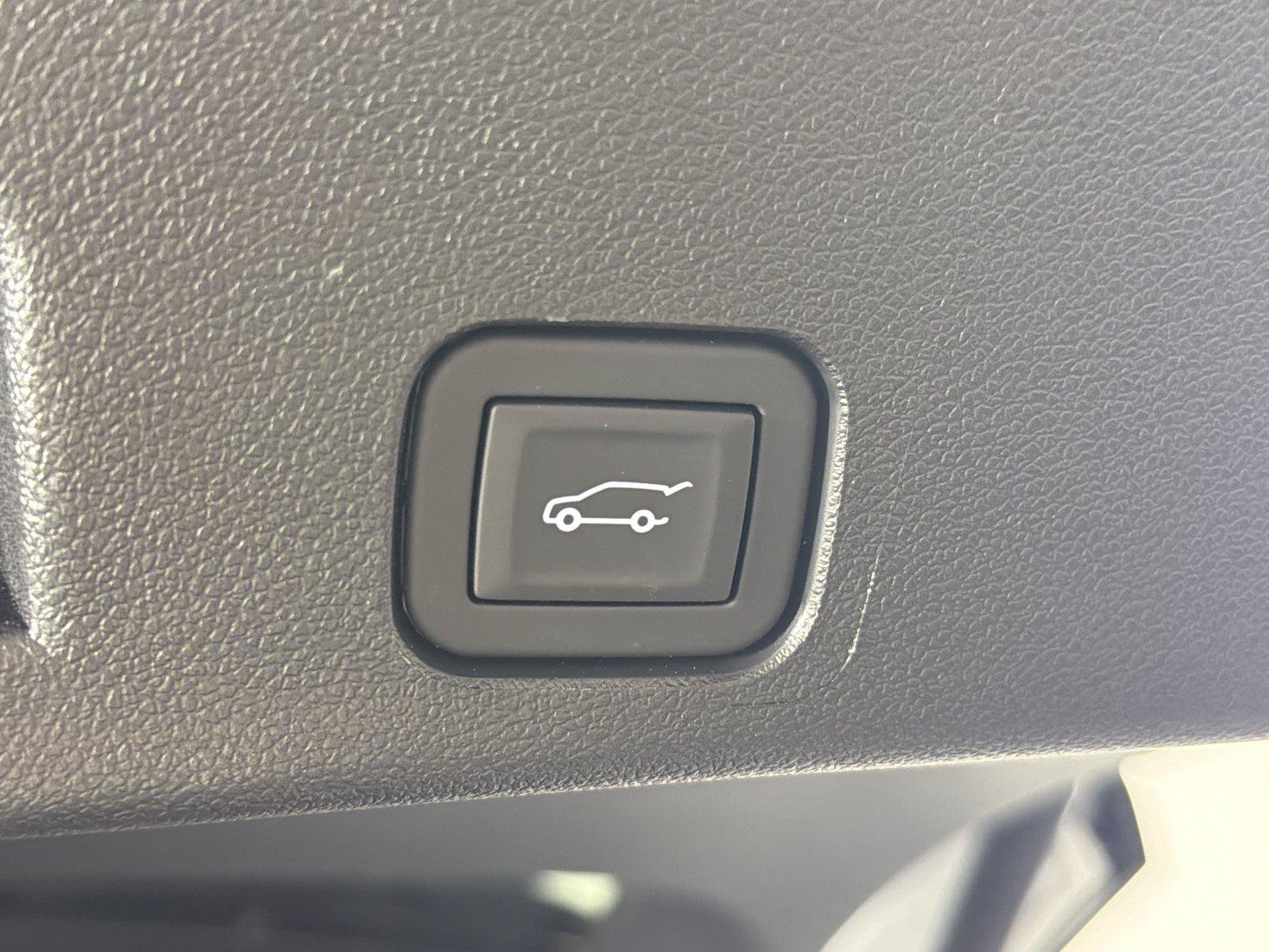 New 2026 Buick Enclave Sport Touring w/ Power Package FWD image 18