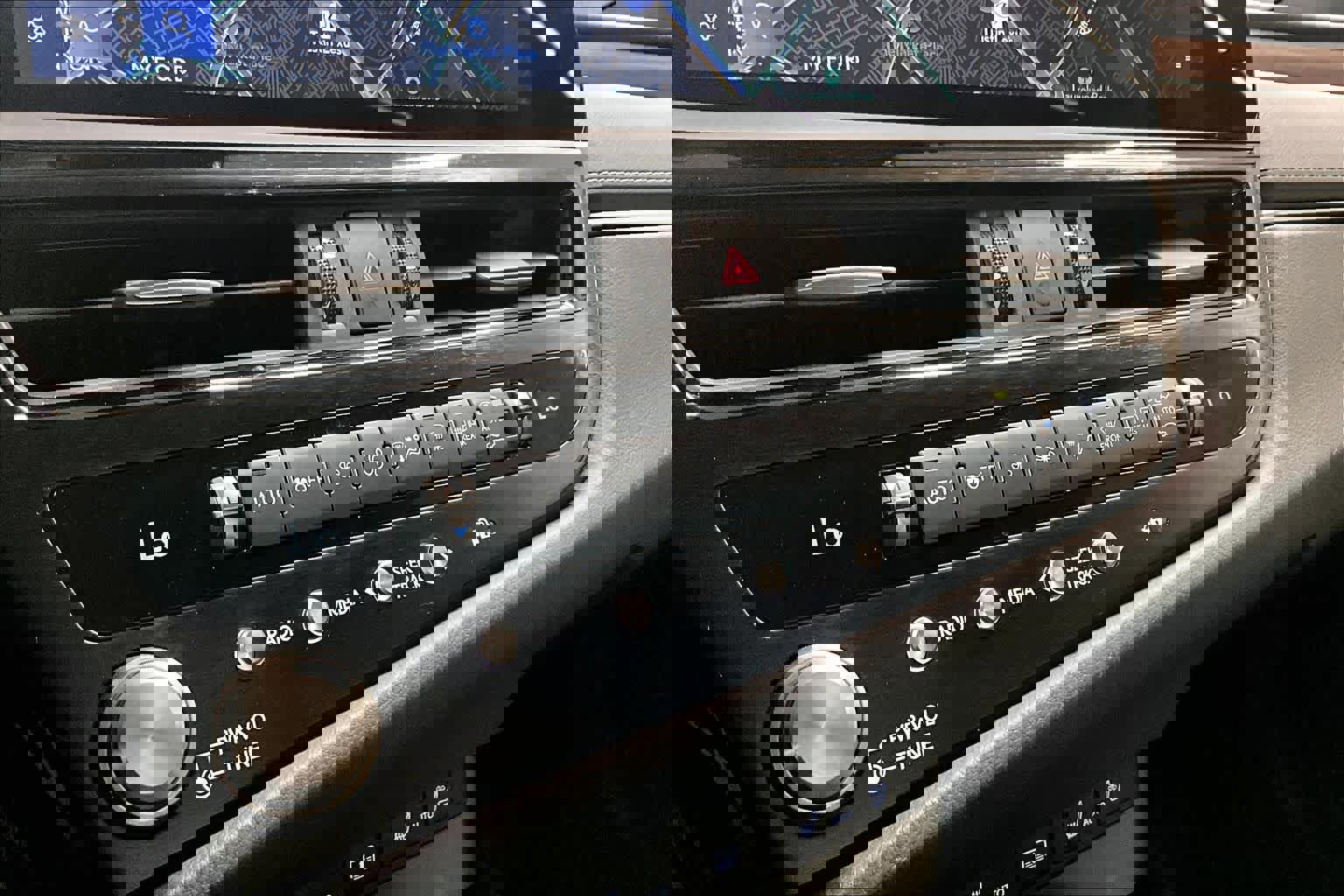 Used 2024 Lexus ES 350 w/ Premium Package image 35