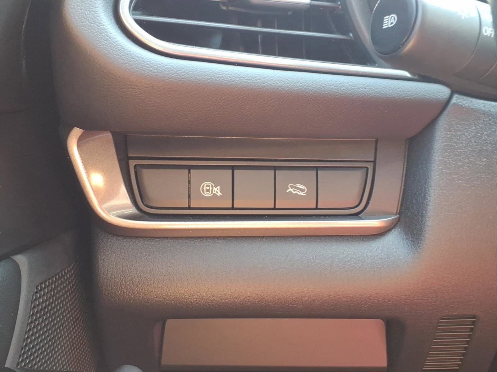 Used 2025 MAZDA CX-30 AWD 2.5 S w/ Select Sport Pkg image 16