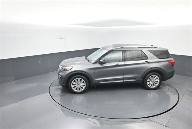 Certified 2022 Ford Explorer Limited w/ Limited Technology Package image 23