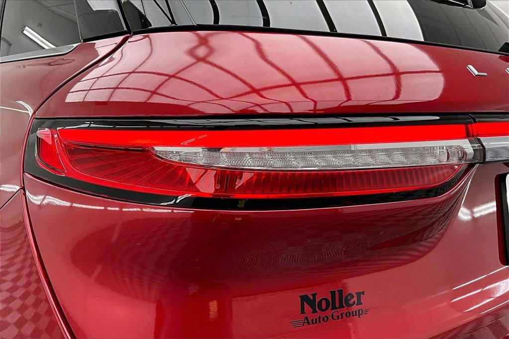 Used 2022 Lincoln Corsair FWD w/ Premium Package image 30