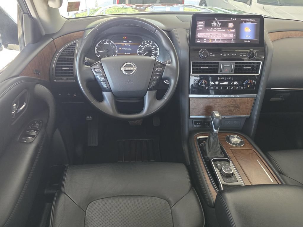 Used 2024 Nissan Armada SL w/ Captain's Chairs Package AWD/4WD image 13