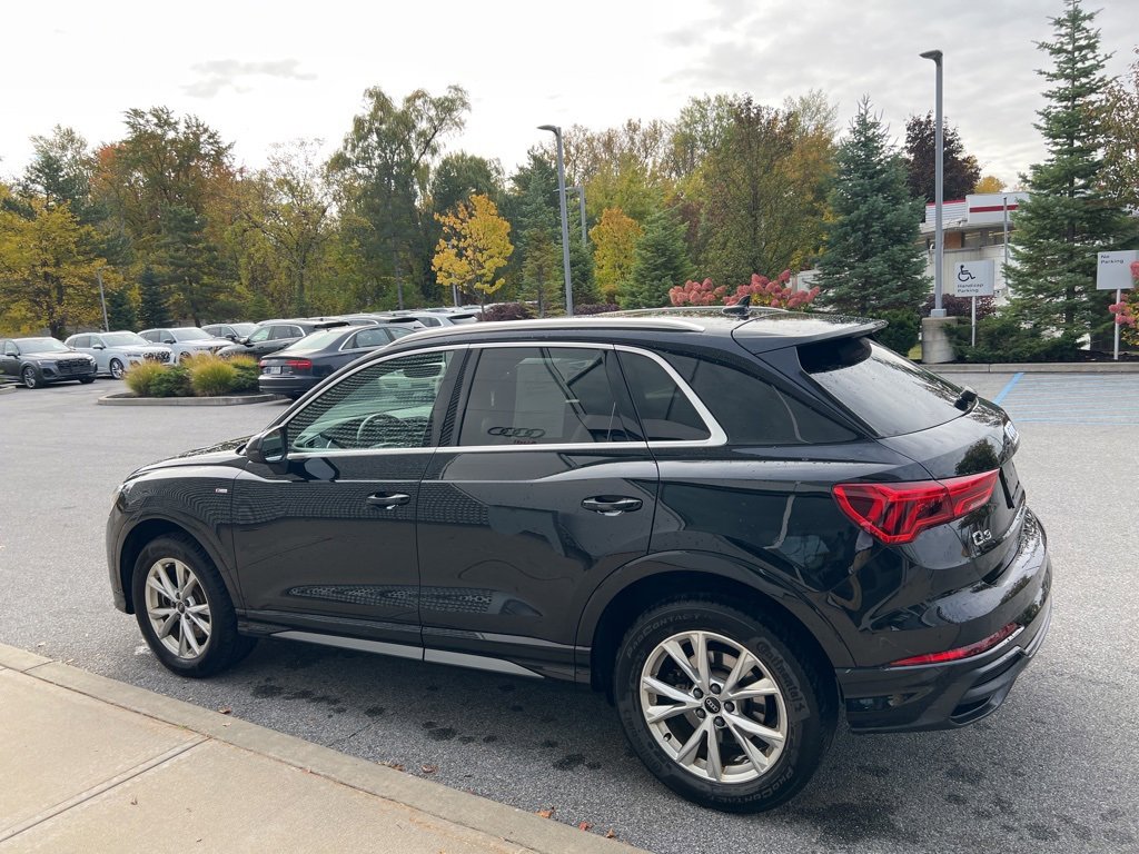 Used 2022 Audi Q3 2.0T Premium Plus w/ Premium Plus Package image 40