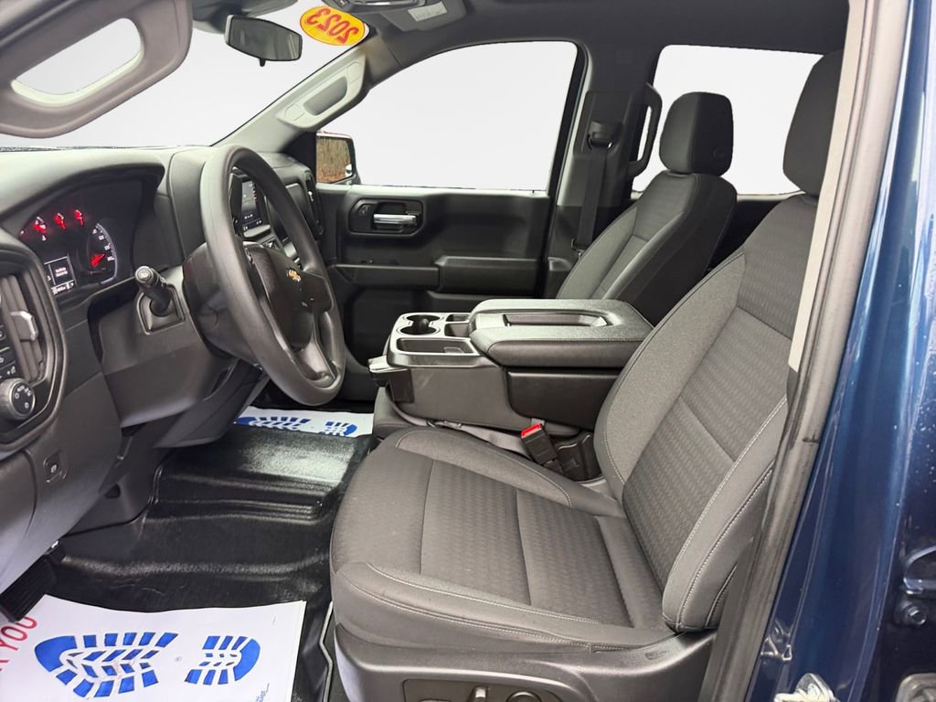 Used 2023 Chevrolet Silverado 1500 Custom image 12