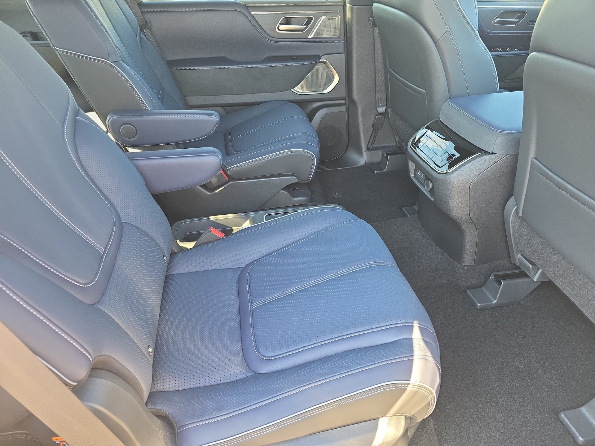 New 2027 INFINITI QX80 Sensory w/ Sport Exterior Package AWD/4WD image 11