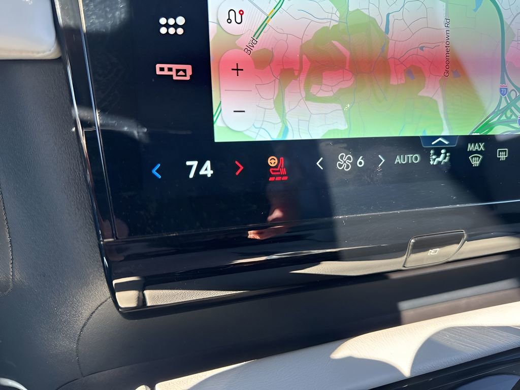 Used 2025 Lincoln Navigator L Reserve image 22