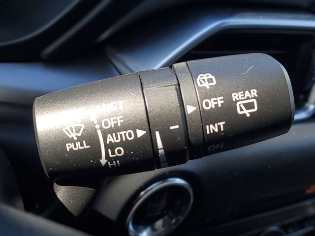 Used 2018 MAZDA CX-5 Touring w/ Preferred Equipment Package image 15