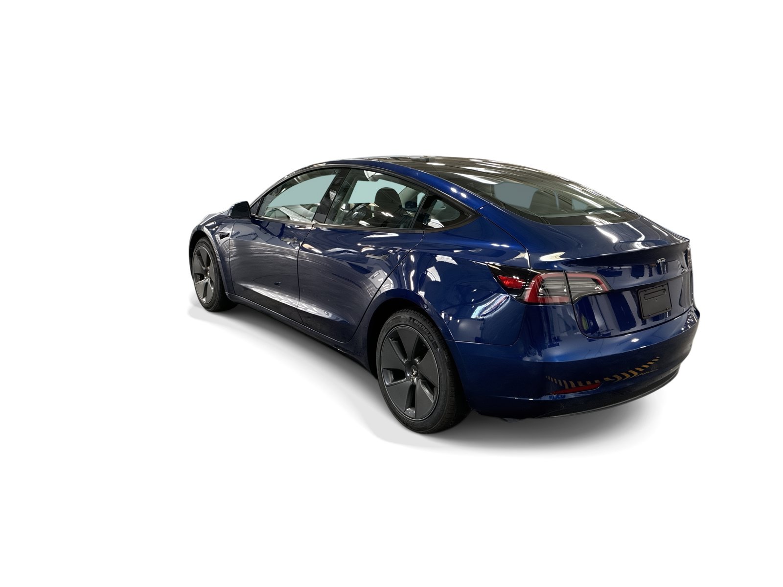 Certified 2023 Tesla Model 3 Standard Range RWD image 4