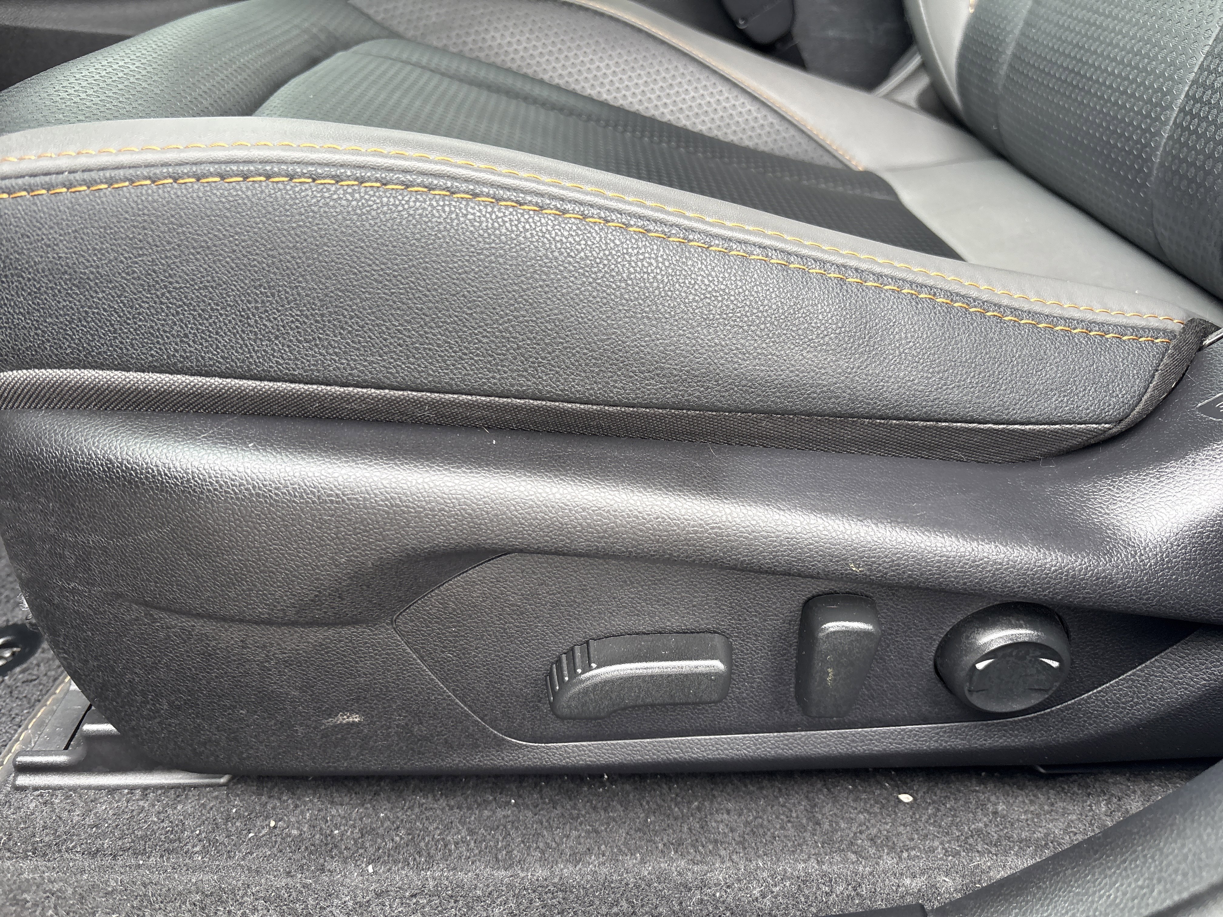 Used 2024 Subaru Crosstrek 2.5i Wilderness image 17