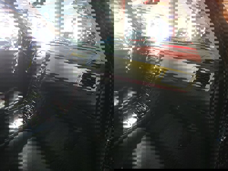 Used 2009 Cadillac Escalade EXT image 14