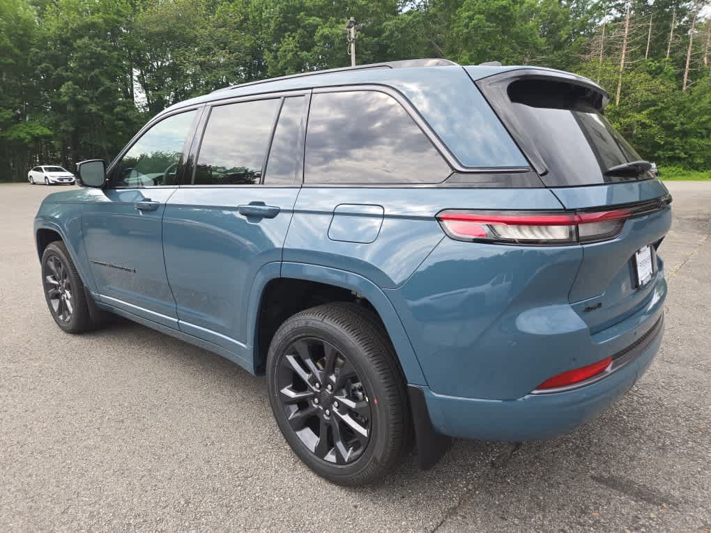 New 2026 Jeep Grand Cherokee Limited AWD/4WD image 6
