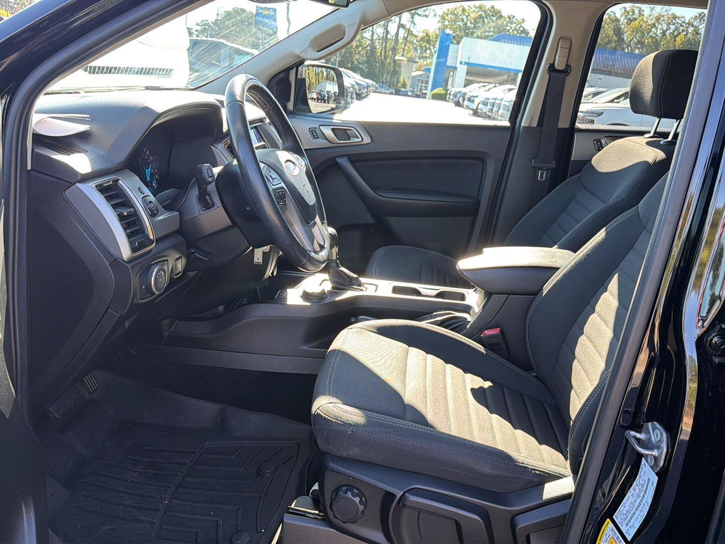 Used 2023 Ford Ranger XLT w/ Equipment Group 301A Mid AWD/4WD image 9
