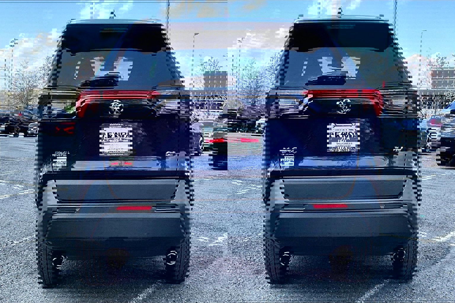 Used 2023 Toyota RAV4 XLE image 4