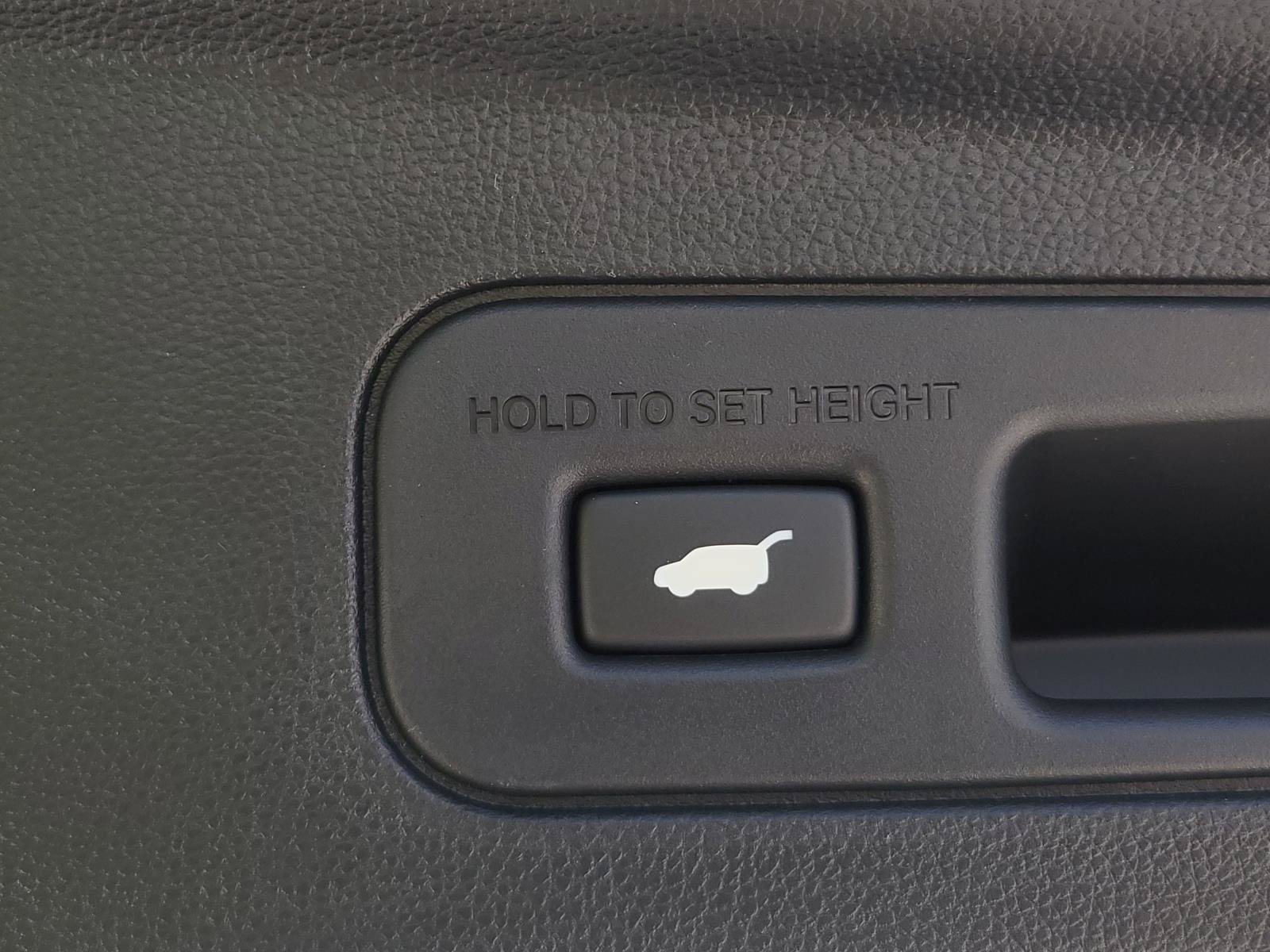 New 2026 Acura MDX SH-AWD image 12
