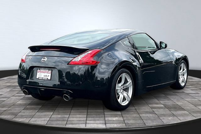 Used 2012 Nissan 370Z Coupe RWD image 6