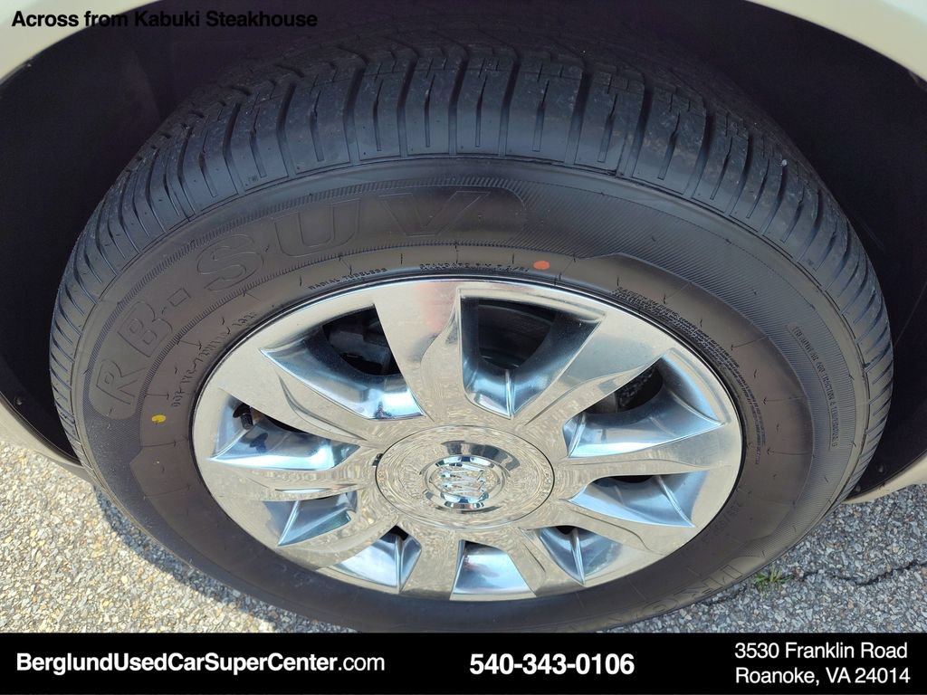 Used 2016 Buick Enclave Leather AWD/4WD image 10