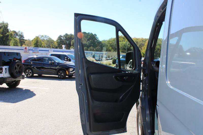 Used 2019 Mercedes-Benz Sprinter 144 image 18