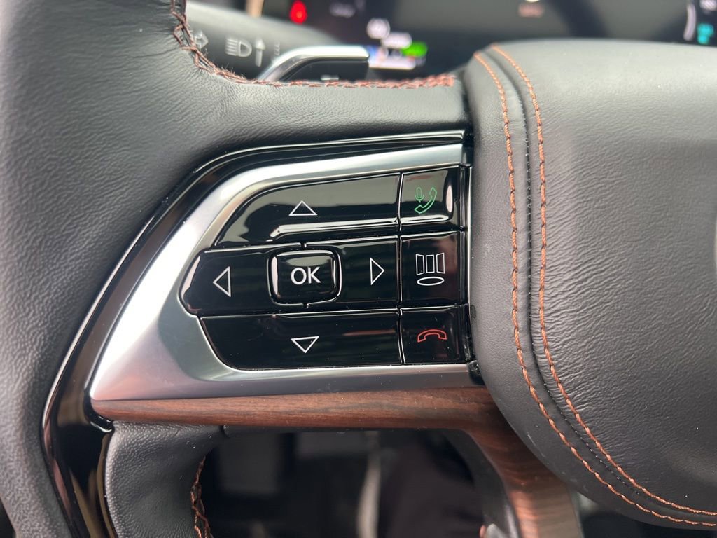 Used 2022 Jeep Grand Cherokee Summit w/ Advanced Protech Group IV image 62