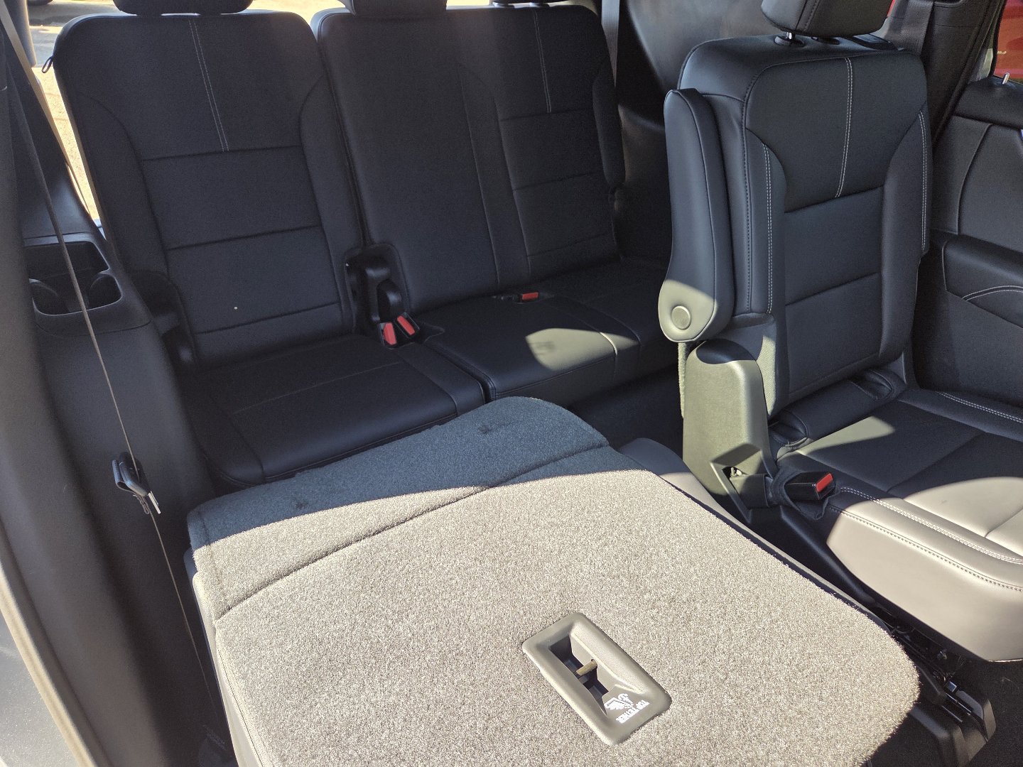 New 2027 GMC Acadia Elevation w/ Elevation Premium Package AWD/4WD image 23