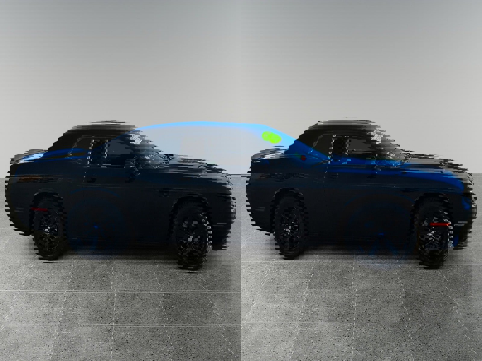 Used 2023 Dodge Challenger SXT image 12