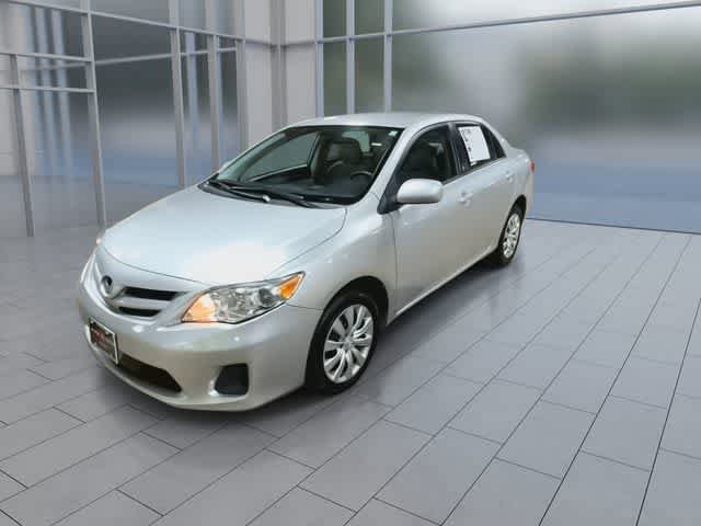 Used 2012 Toyota Corolla LE FWD image 4