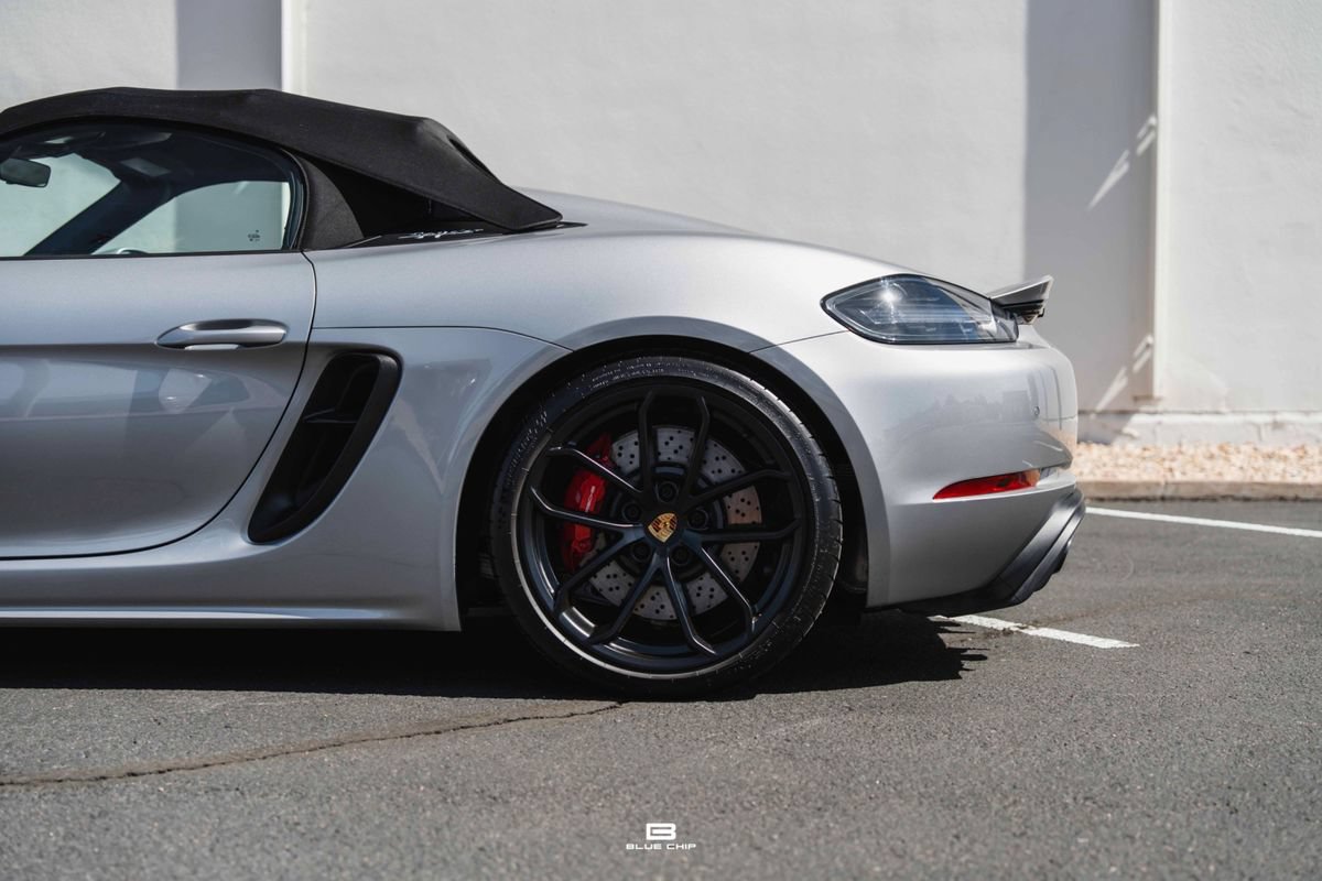 Used 2021 Porsche 718 Boxster Spyder RWD image 10