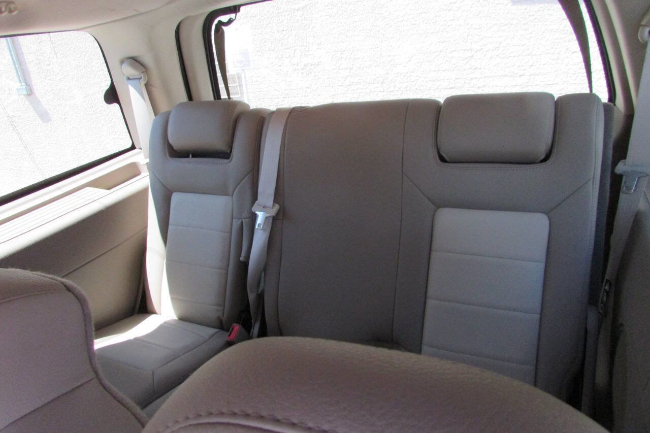 Used 2003 Ford Expedition Eddie Bauer image 37